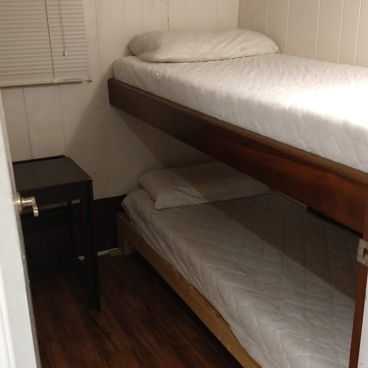 Stay Aboard M/V Possibilities - Accessible, Solar-Hybrid Motor Yacht - North Fort Myers, FL