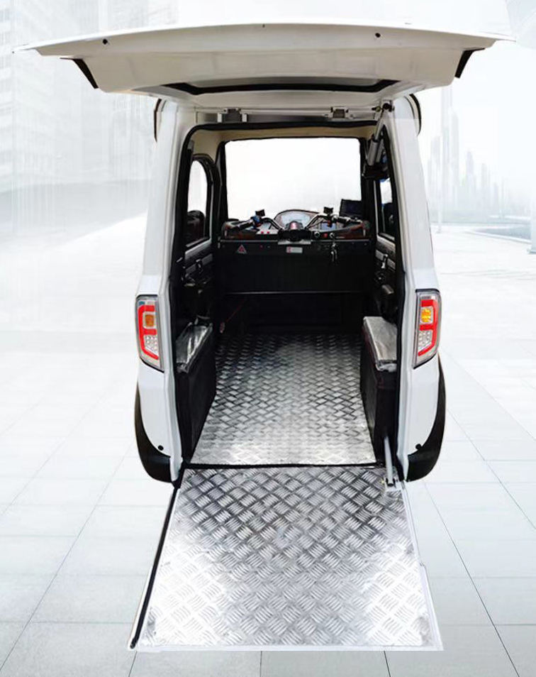 Title Sponsor of US National Tour of eChariot Electric Wheelchair MicroCar (towed behind RV)